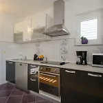 Bulicic Apartment Trogir